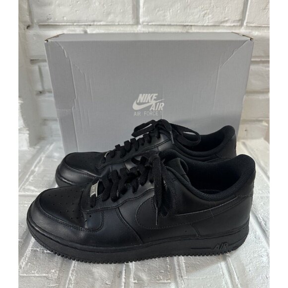 Nike Air Force 1 07’ Sneakers Mens 10.5 Triple Black Low Top - Picture 1 of 14